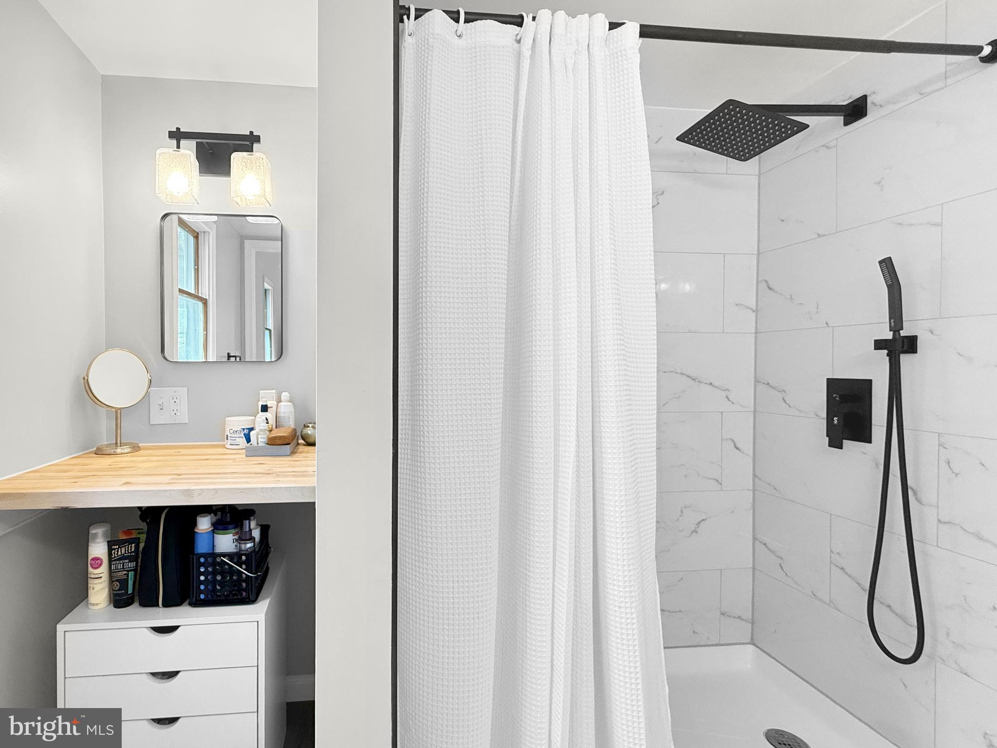 DAMASCUS OUTSIDE - Residential