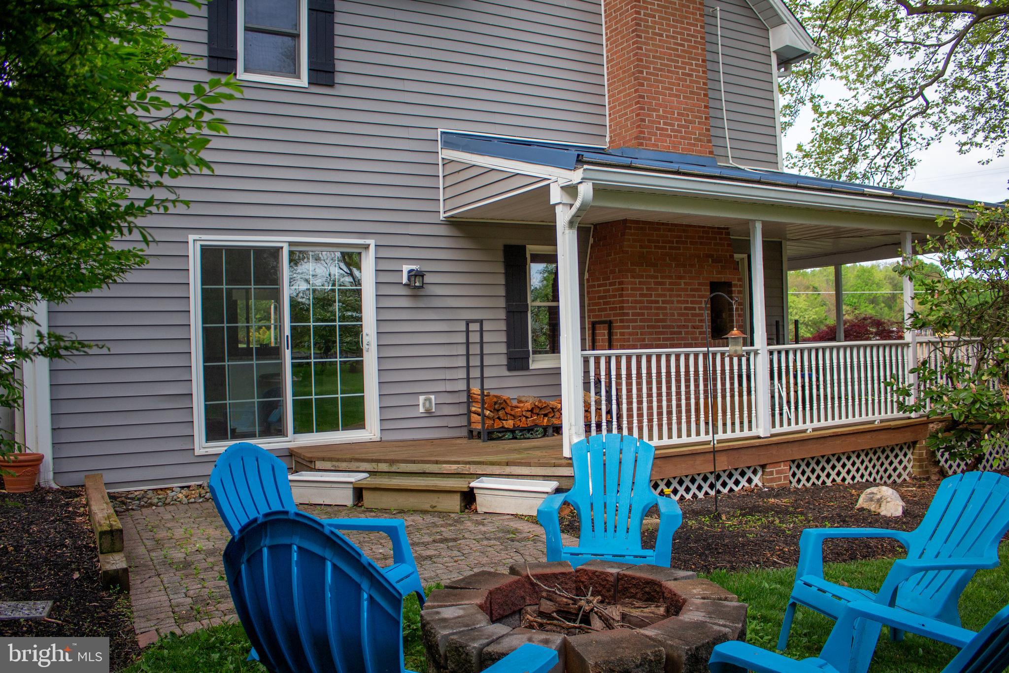 DAMASCUS OUTSIDE - Residential