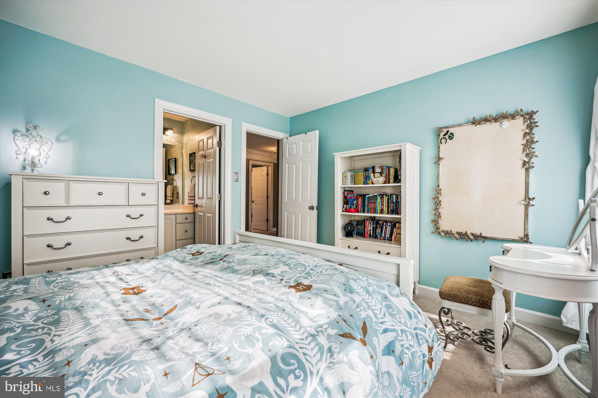 JAMES CREEK - Residential