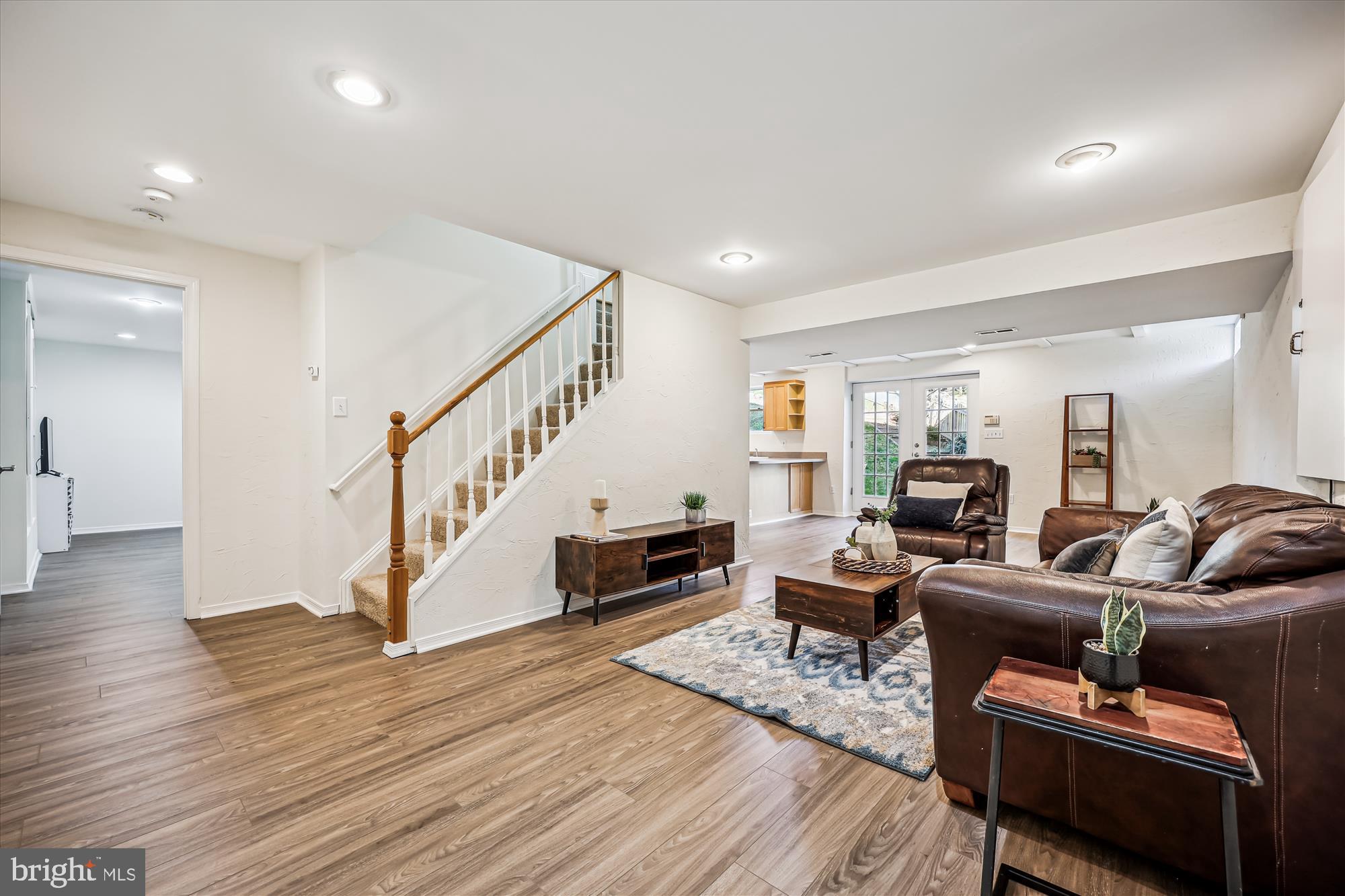 JAMES CREEK - Residential