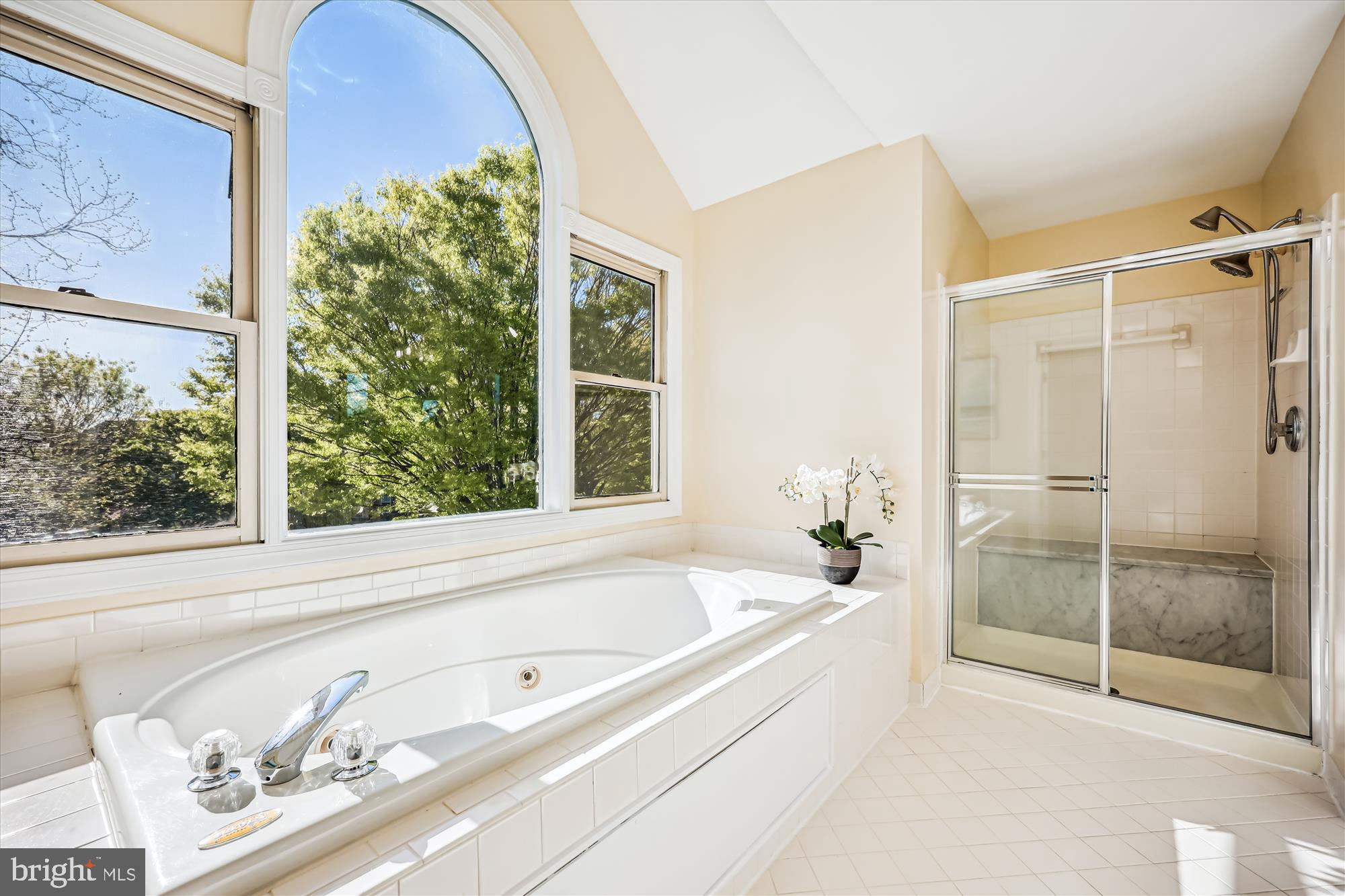 JAMES CREEK - Residential