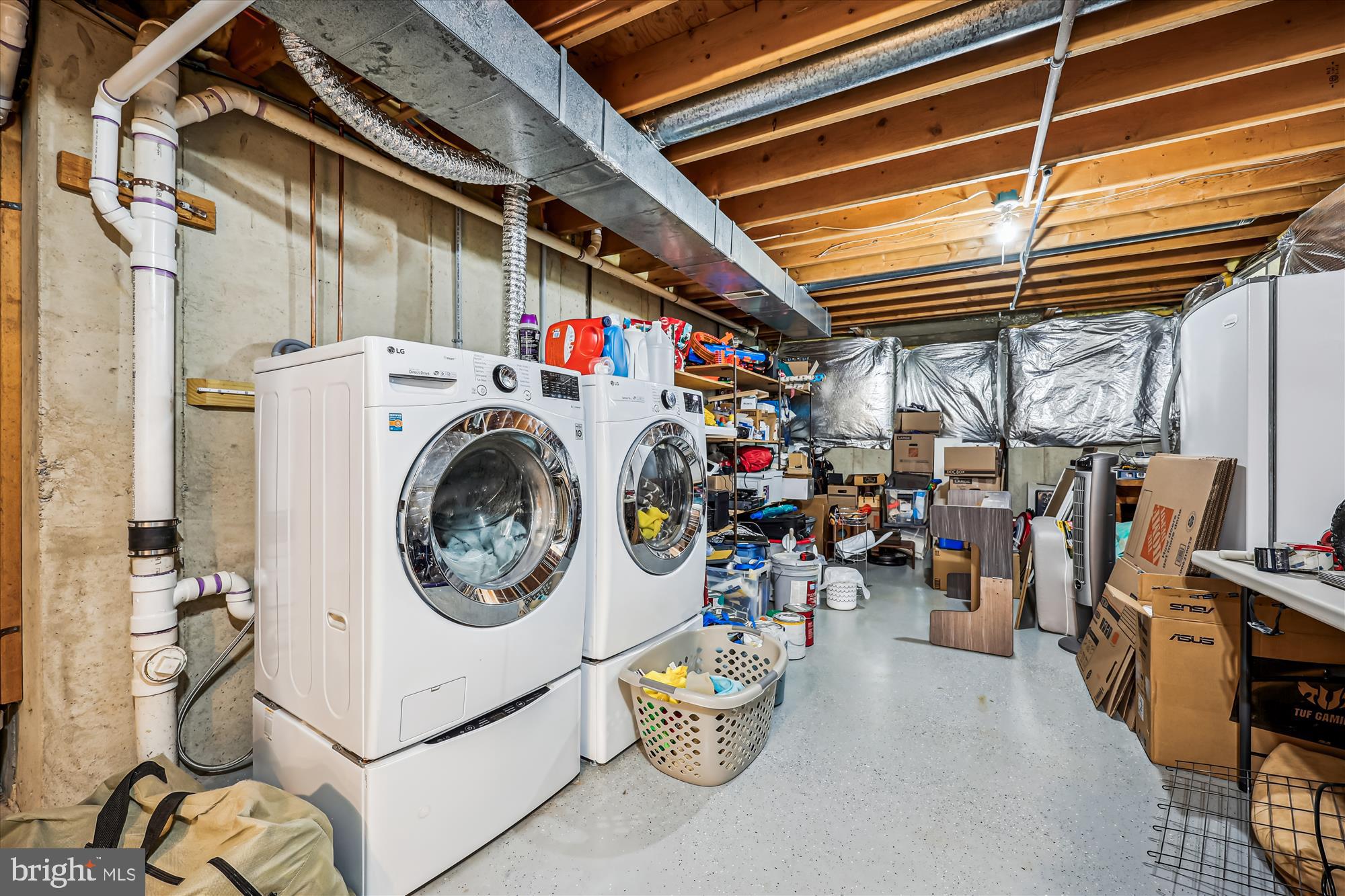 JAMES CREEK - Residential