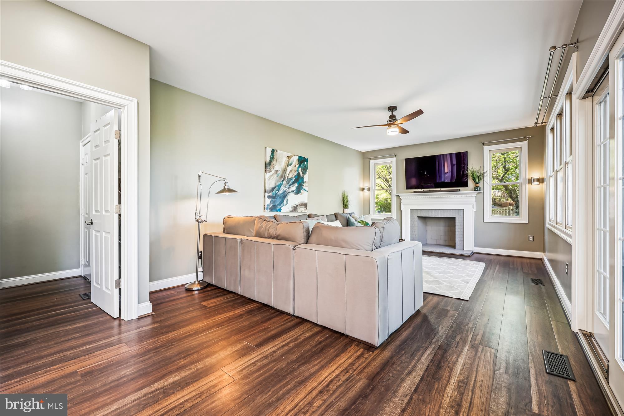 JAMES CREEK - Residential