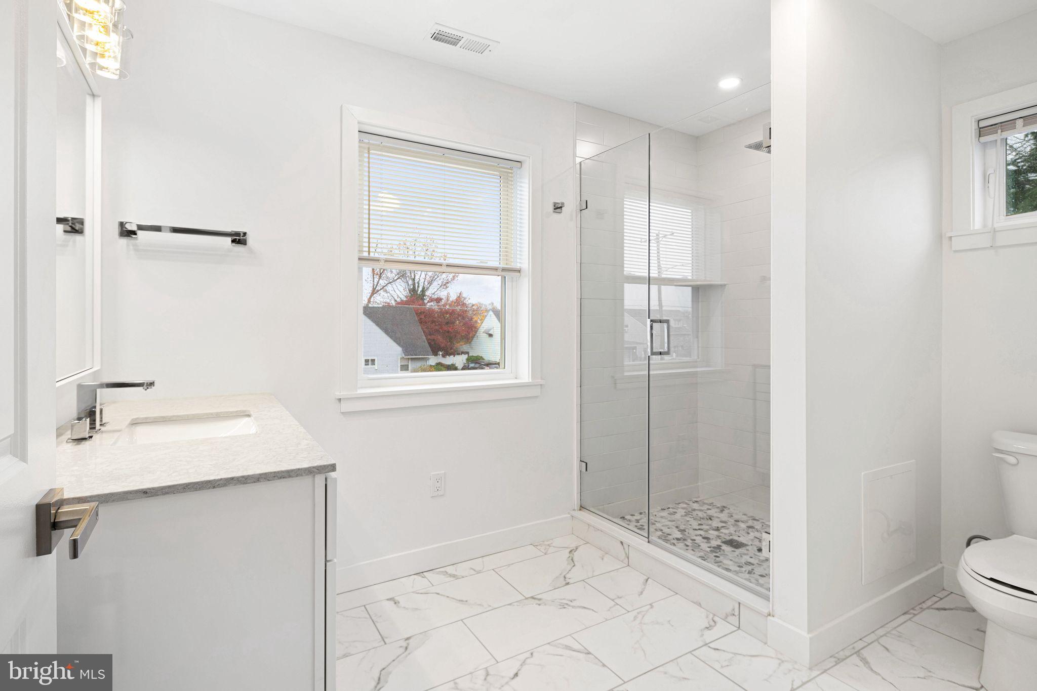 ACADEMY GARDENS - Residential