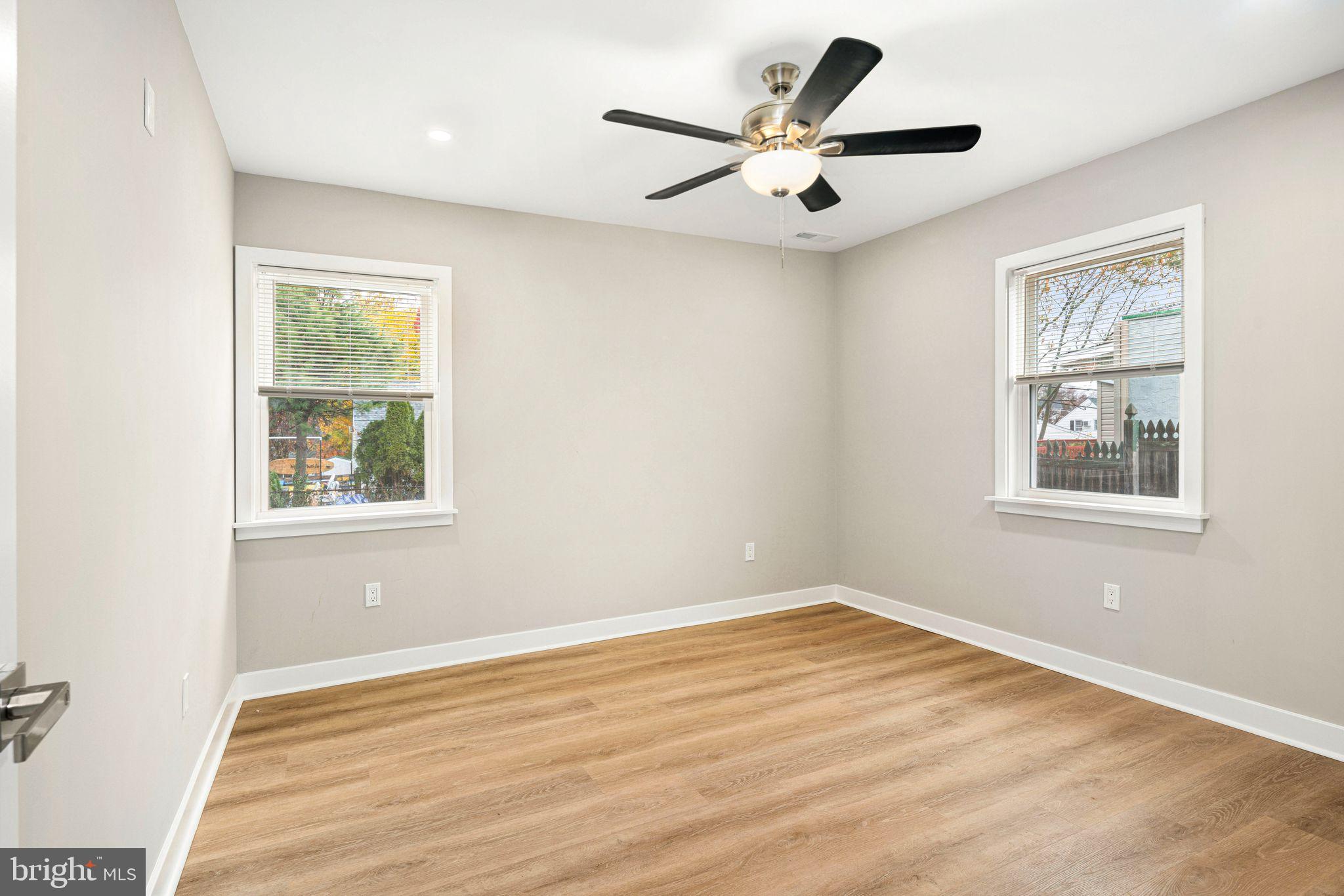 ACADEMY GARDENS - Residential