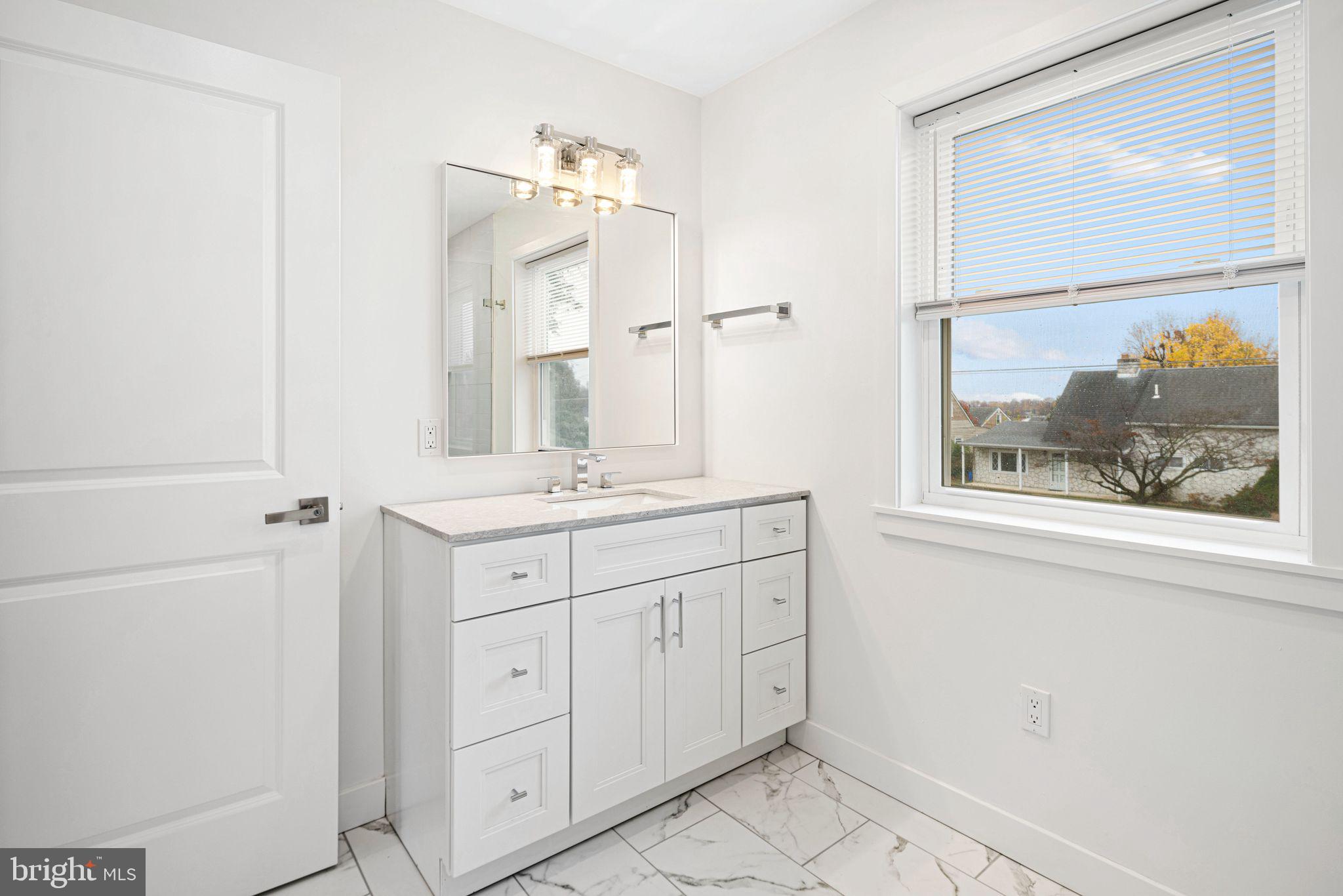 ACADEMY GARDENS - Residential