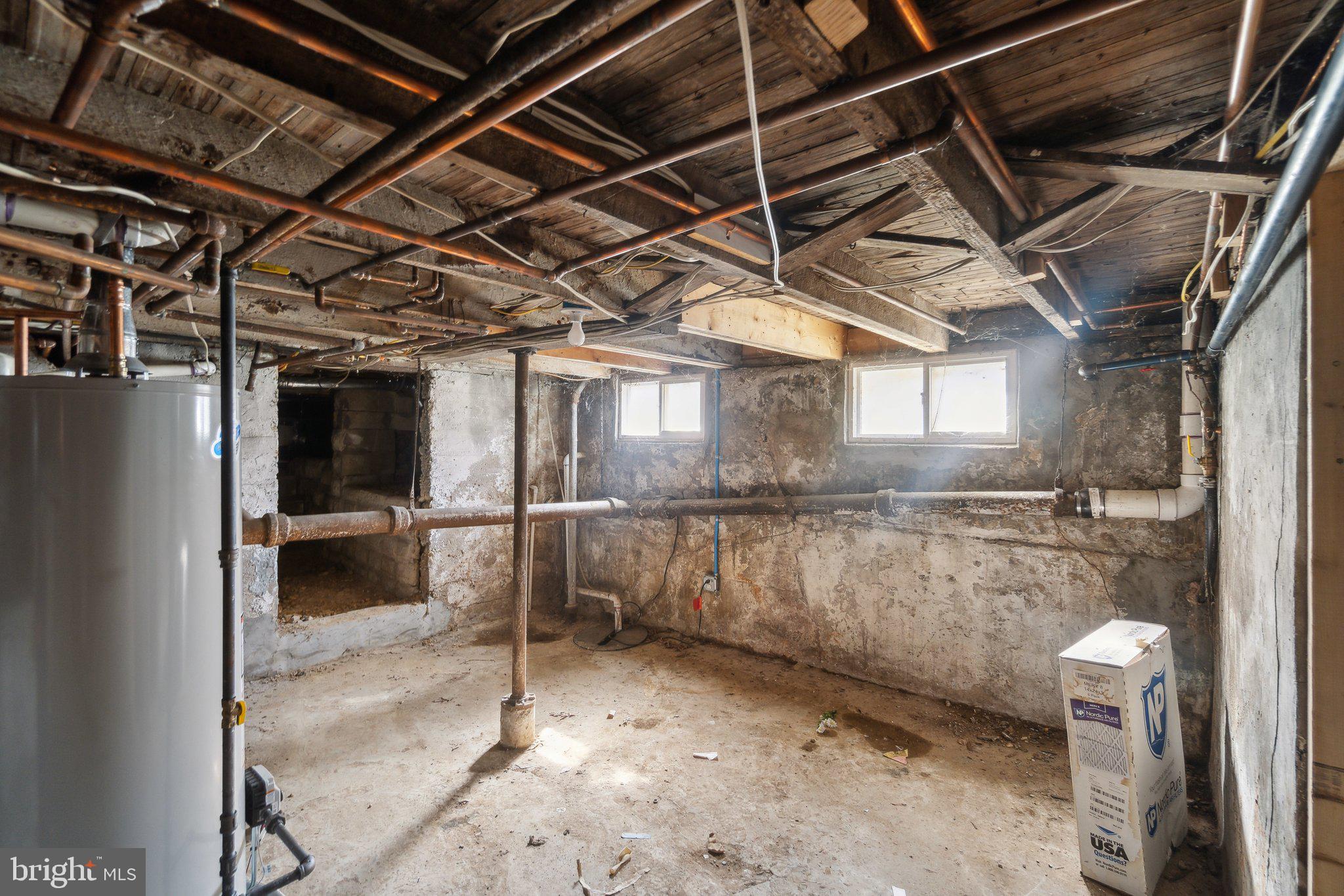 CLARENDON - Residential