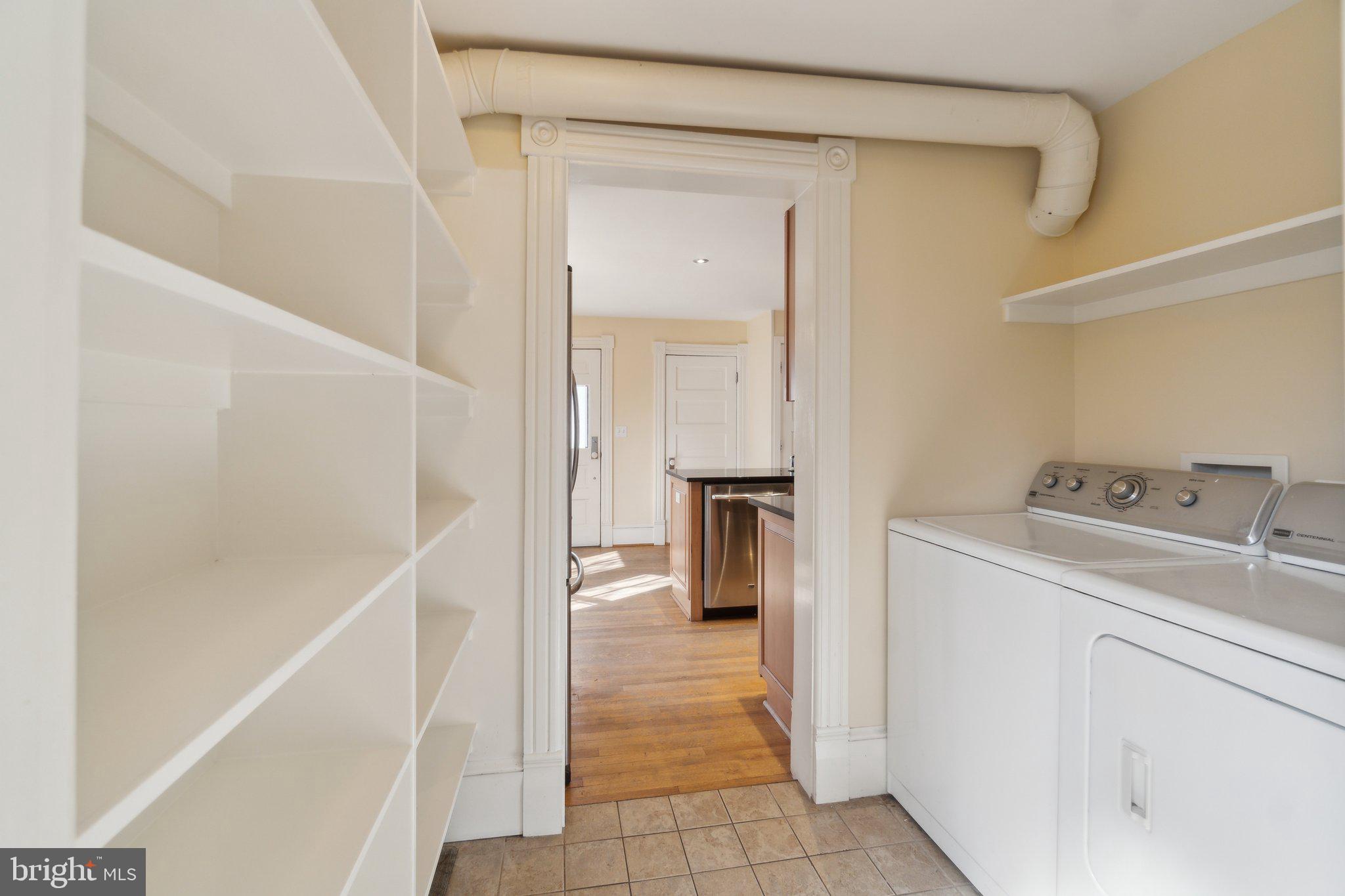 CLARENDON - Residential