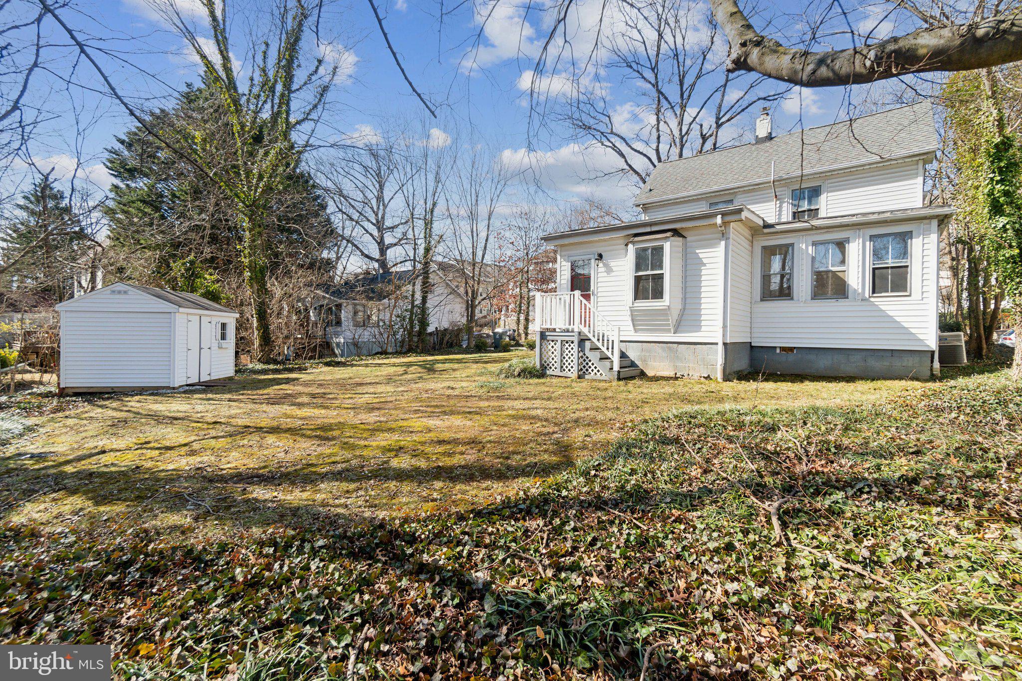 CLARENDON - Residential