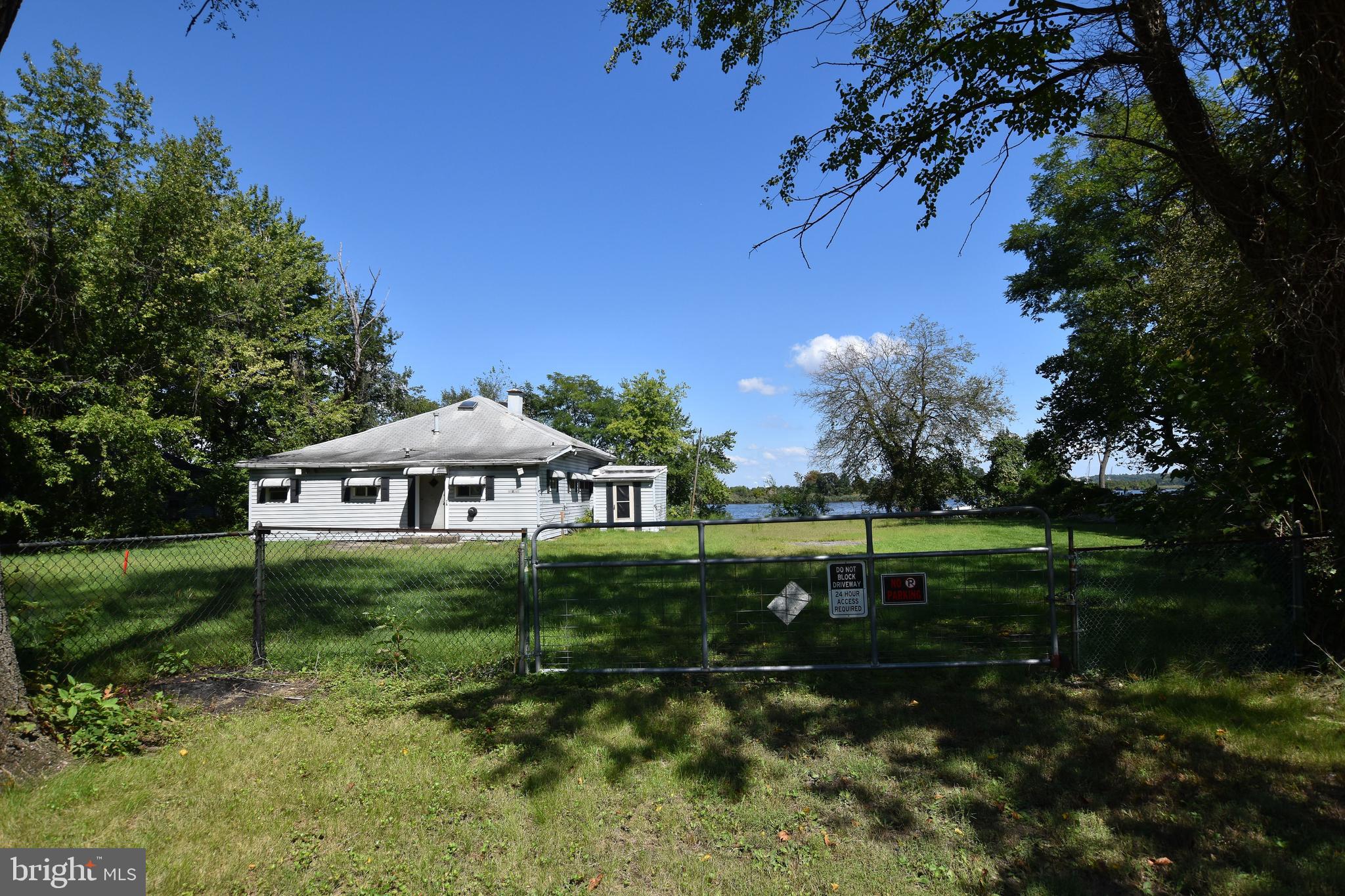 POINT PLEASANT - Commercial Sale