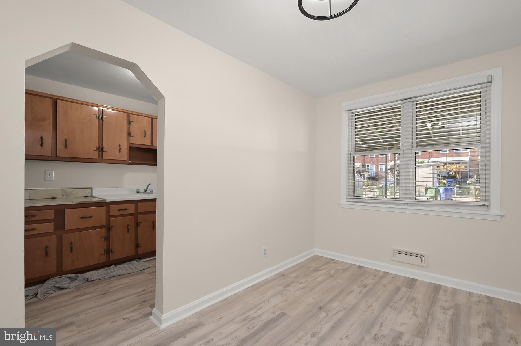 GREEKTOWN - Residential