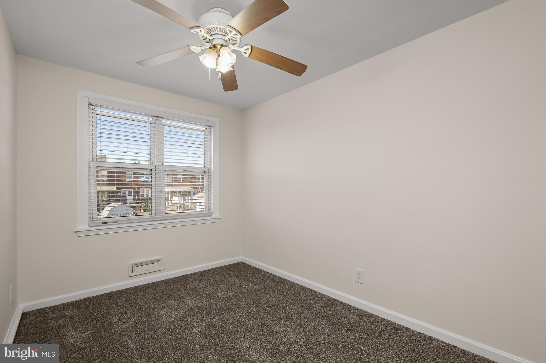 GREEKTOWN - Residential