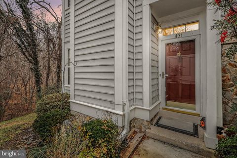 431 FORTRESS WAY 431 OCCOQUAN VA 22125