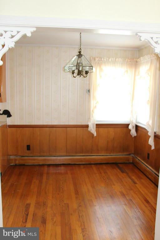 EASTON - Residential Lease