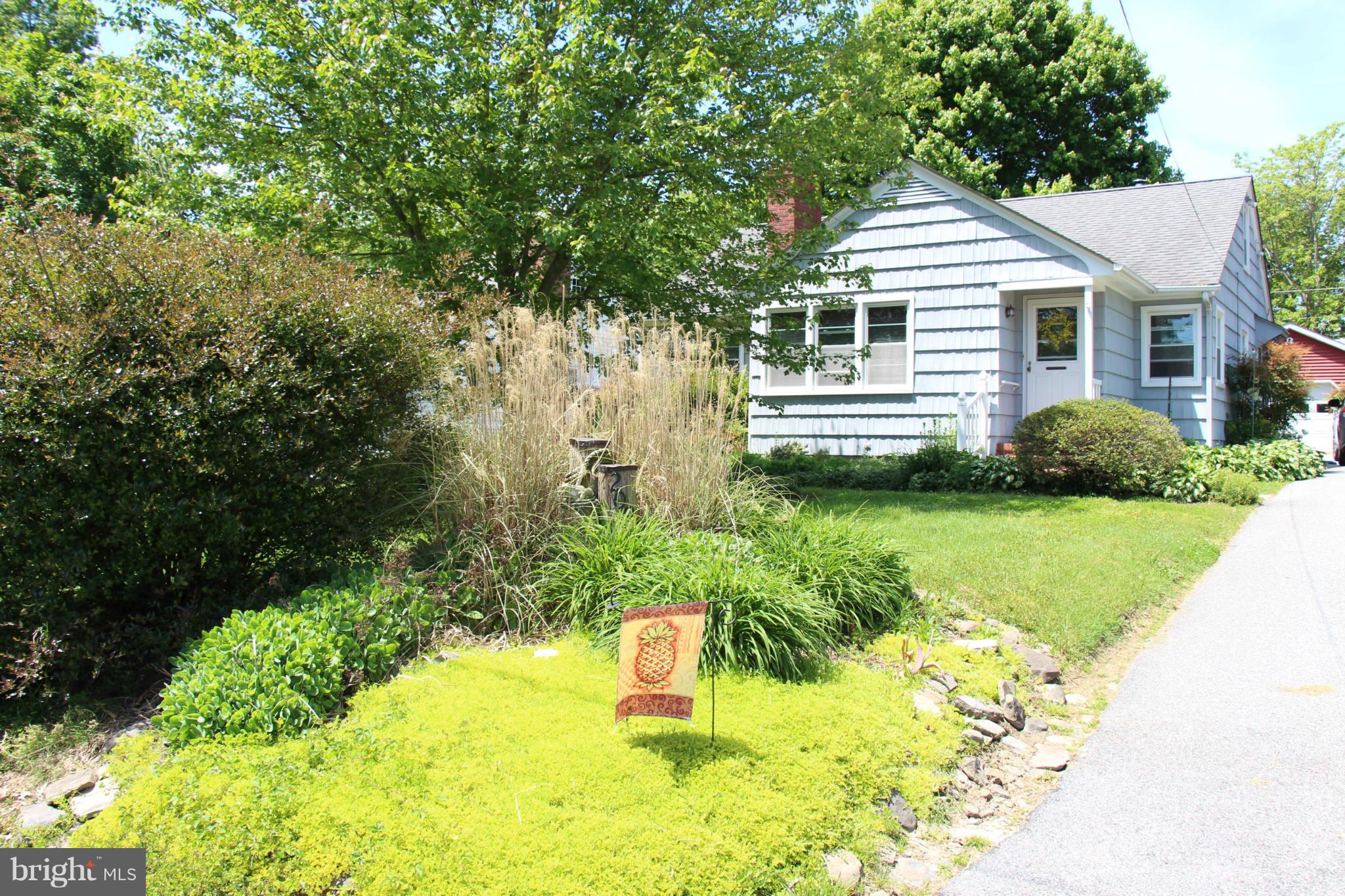 EASTON - Residential Lease