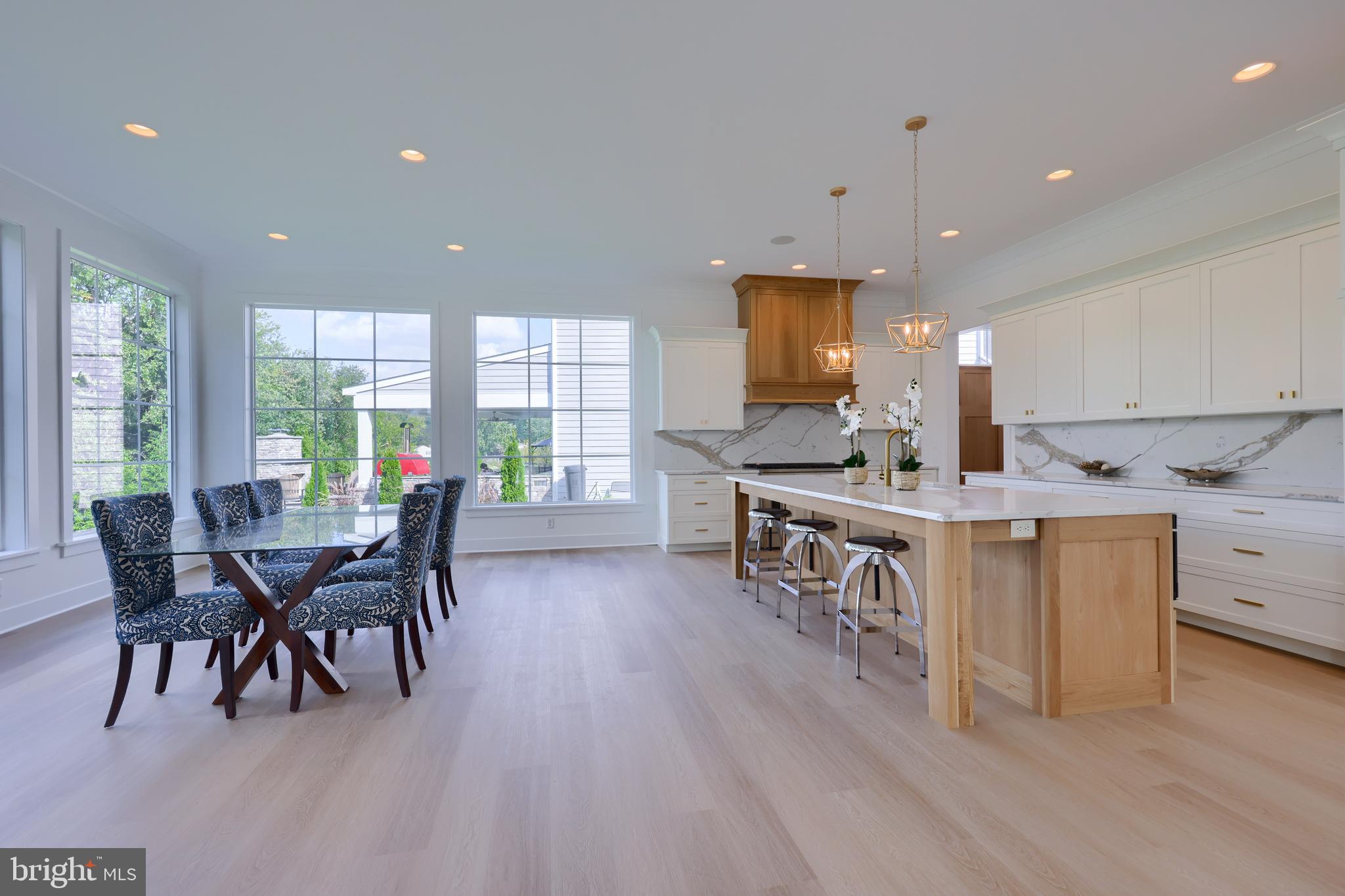 HAYDN MANOR - Residential