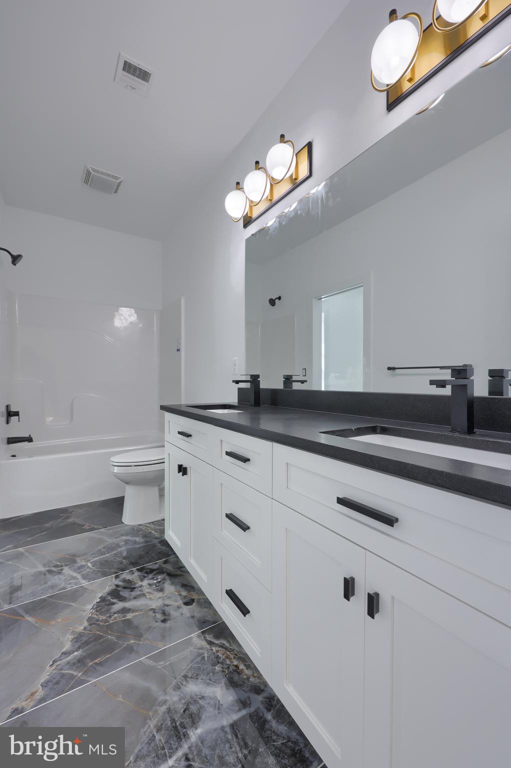 HAYDN MANOR - Residential