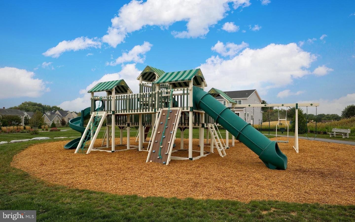 HAYDN MANOR - Residential