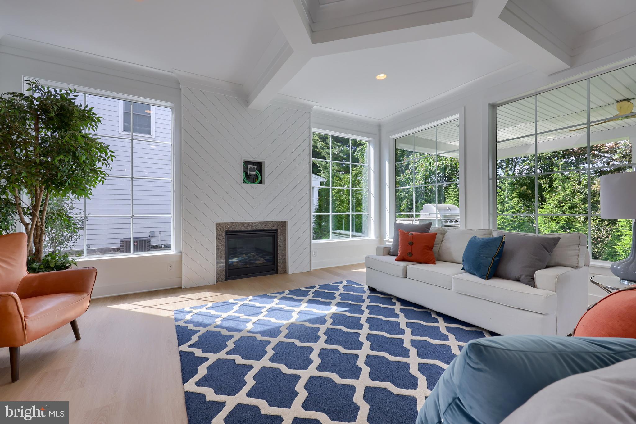 HAYDN MANOR - Residential