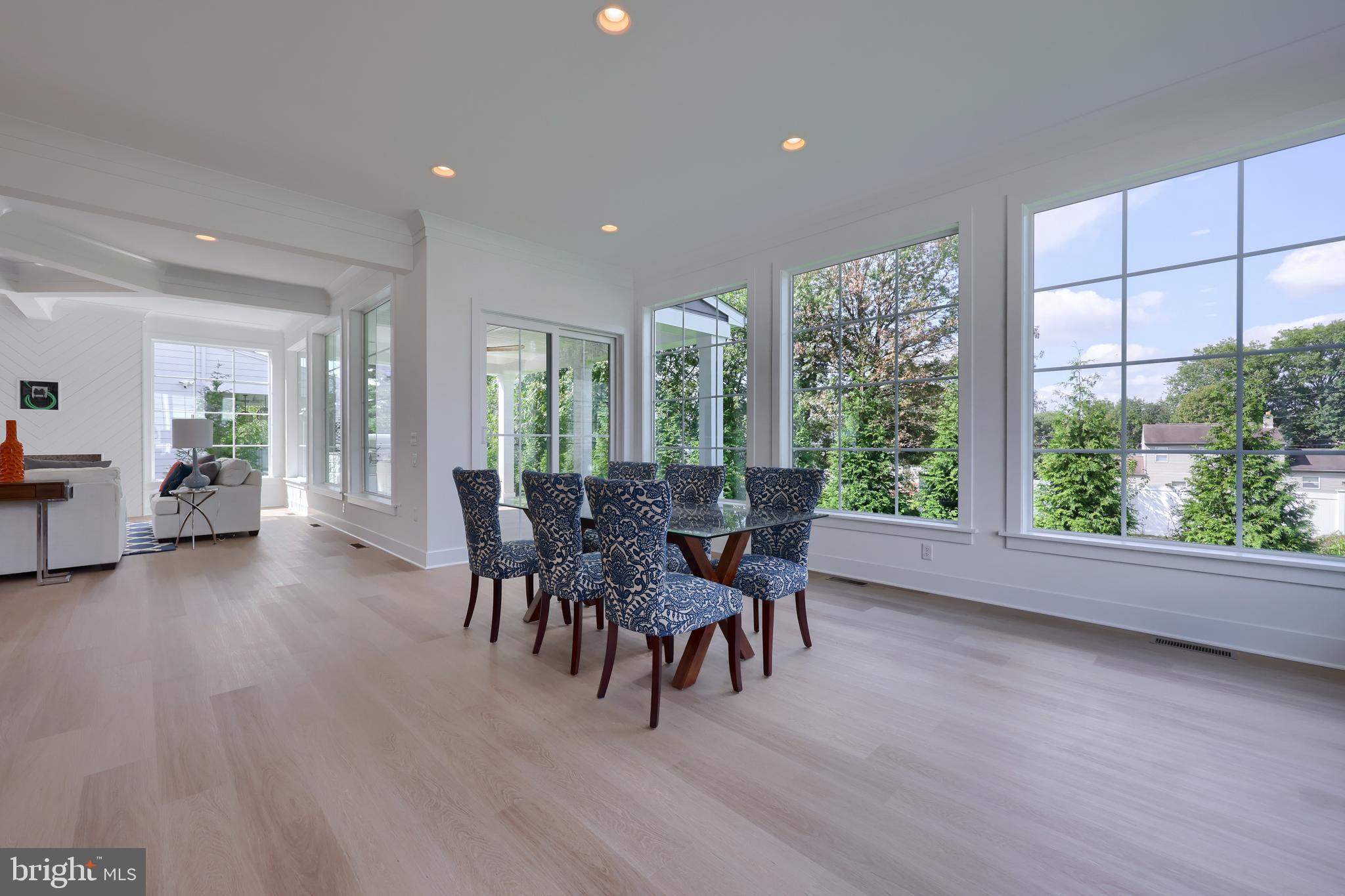 HAYDN MANOR - Residential