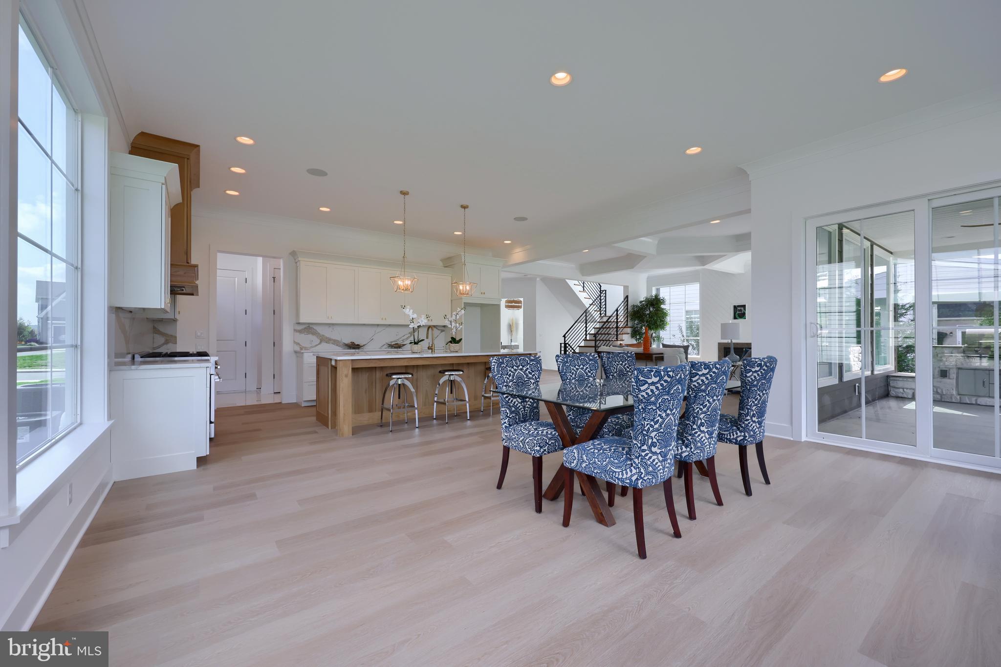 HAYDN MANOR - Residential