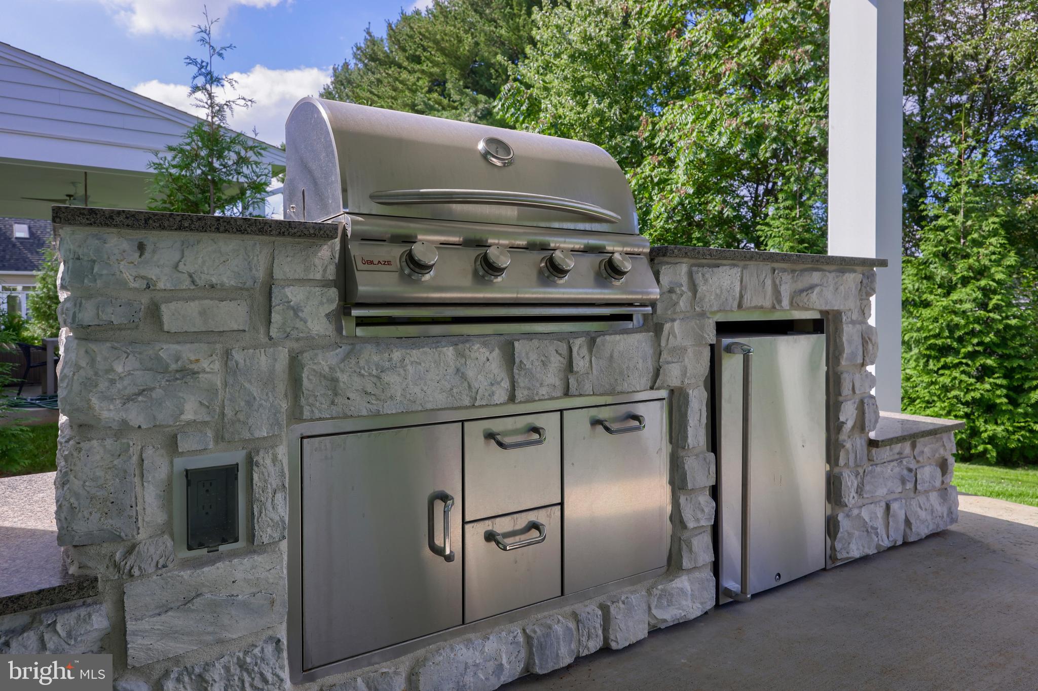 HAYDN MANOR - Residential