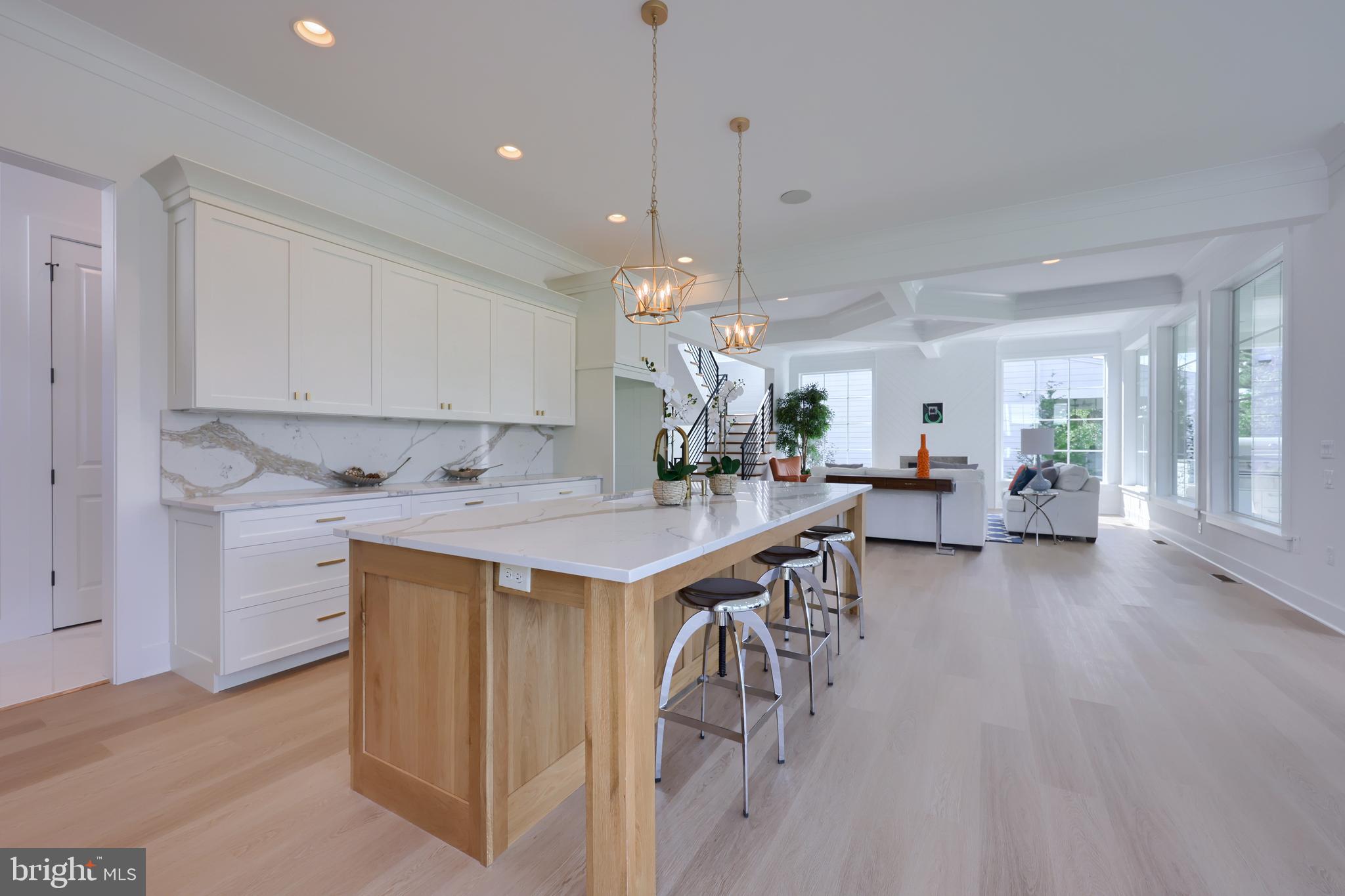 HAYDN MANOR - Residential