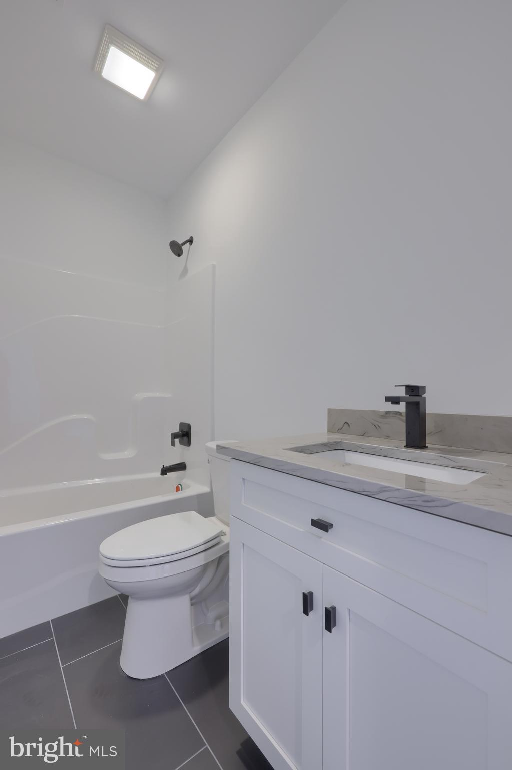 HAYDN MANOR - Residential