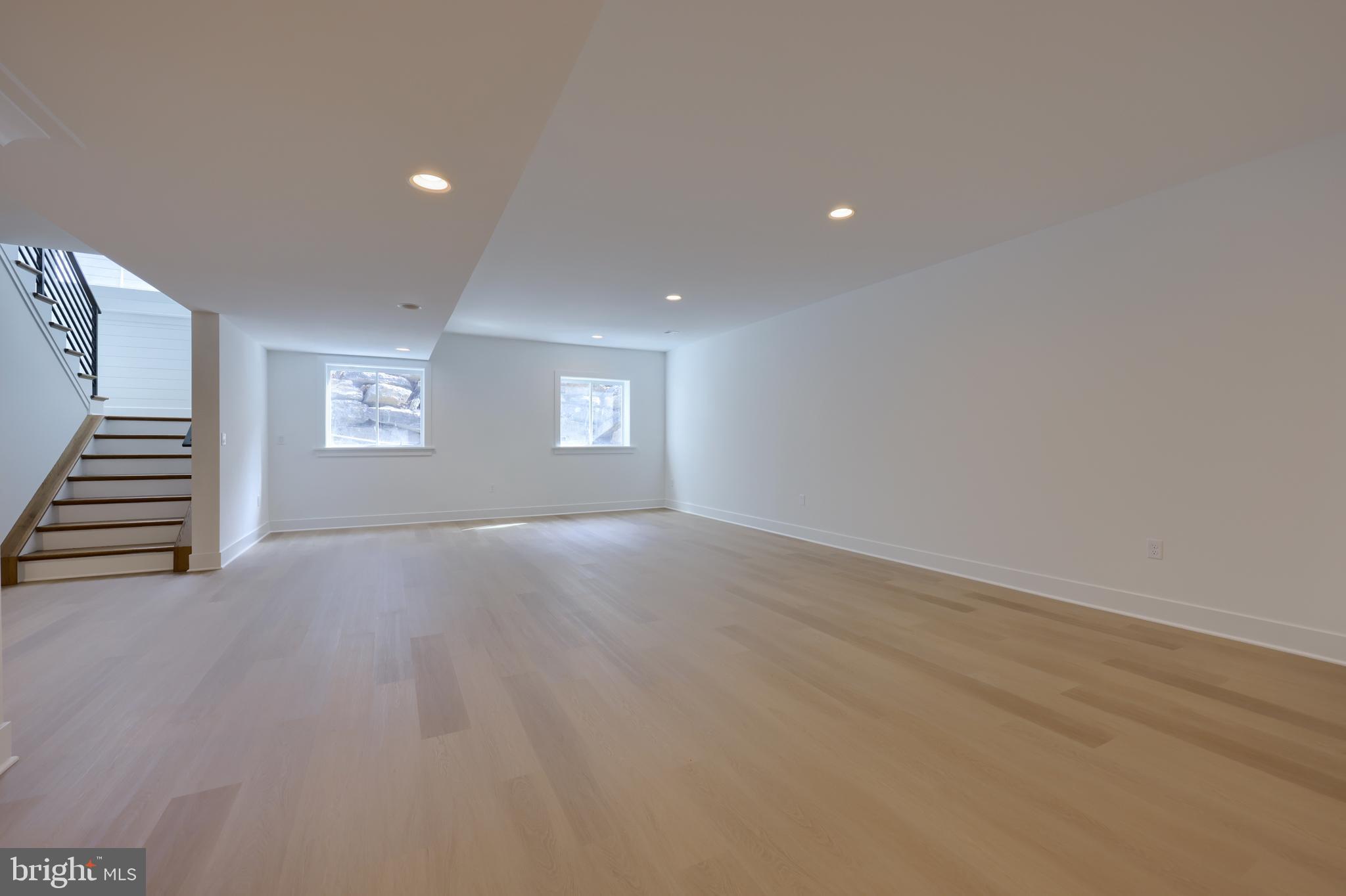 HAYDN MANOR - Residential