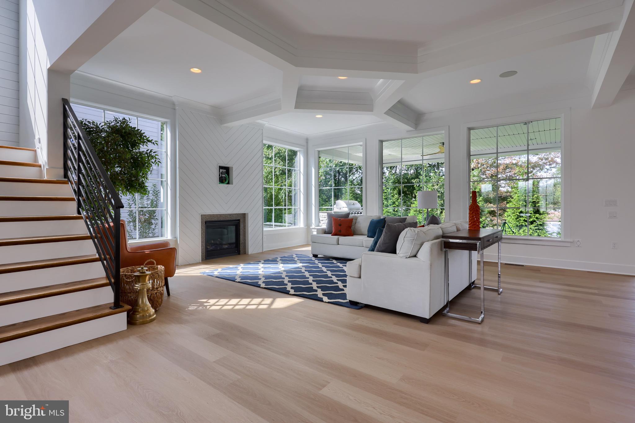 HAYDN MANOR - Residential