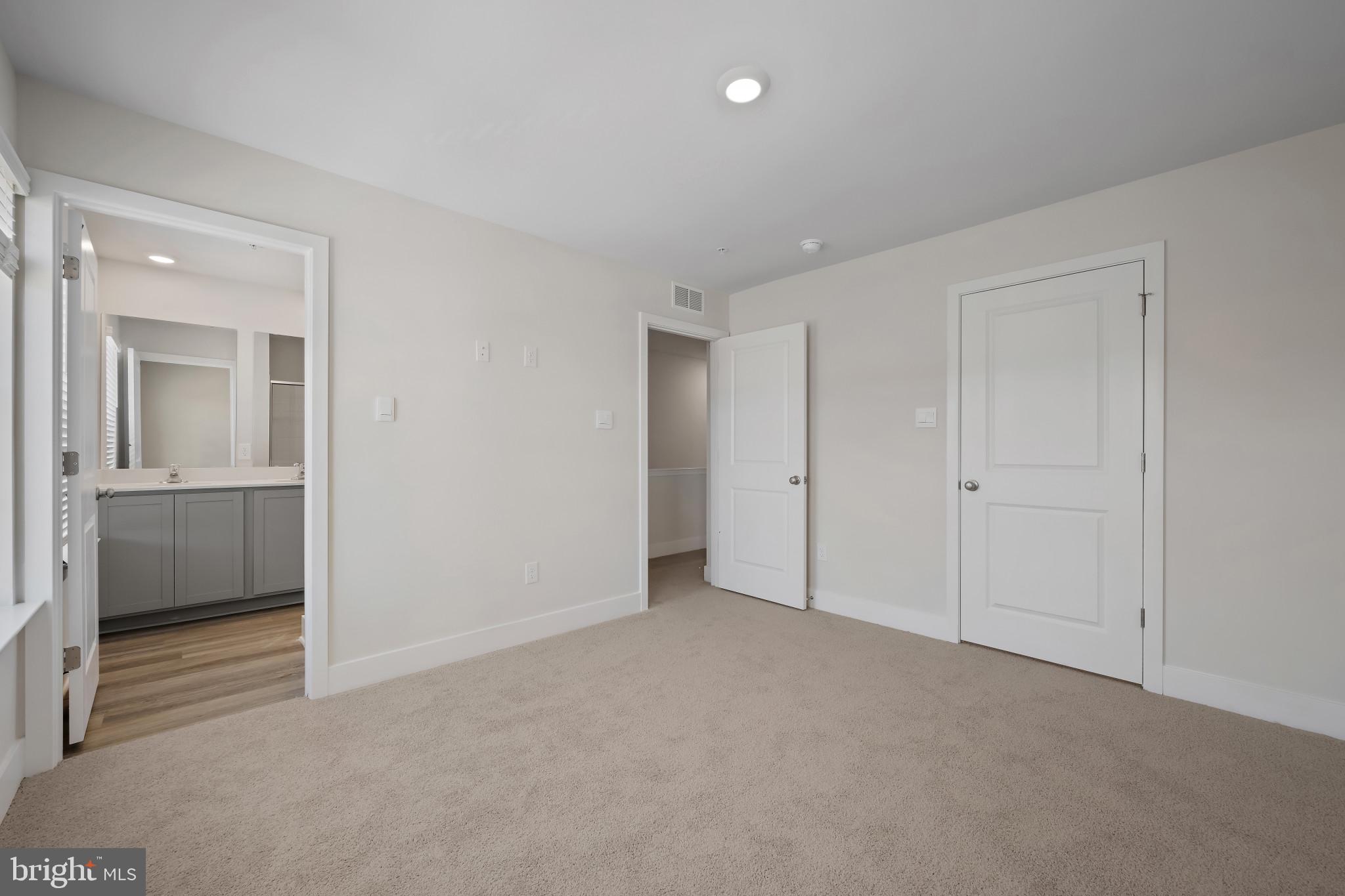 SPRING HILLS - Residential