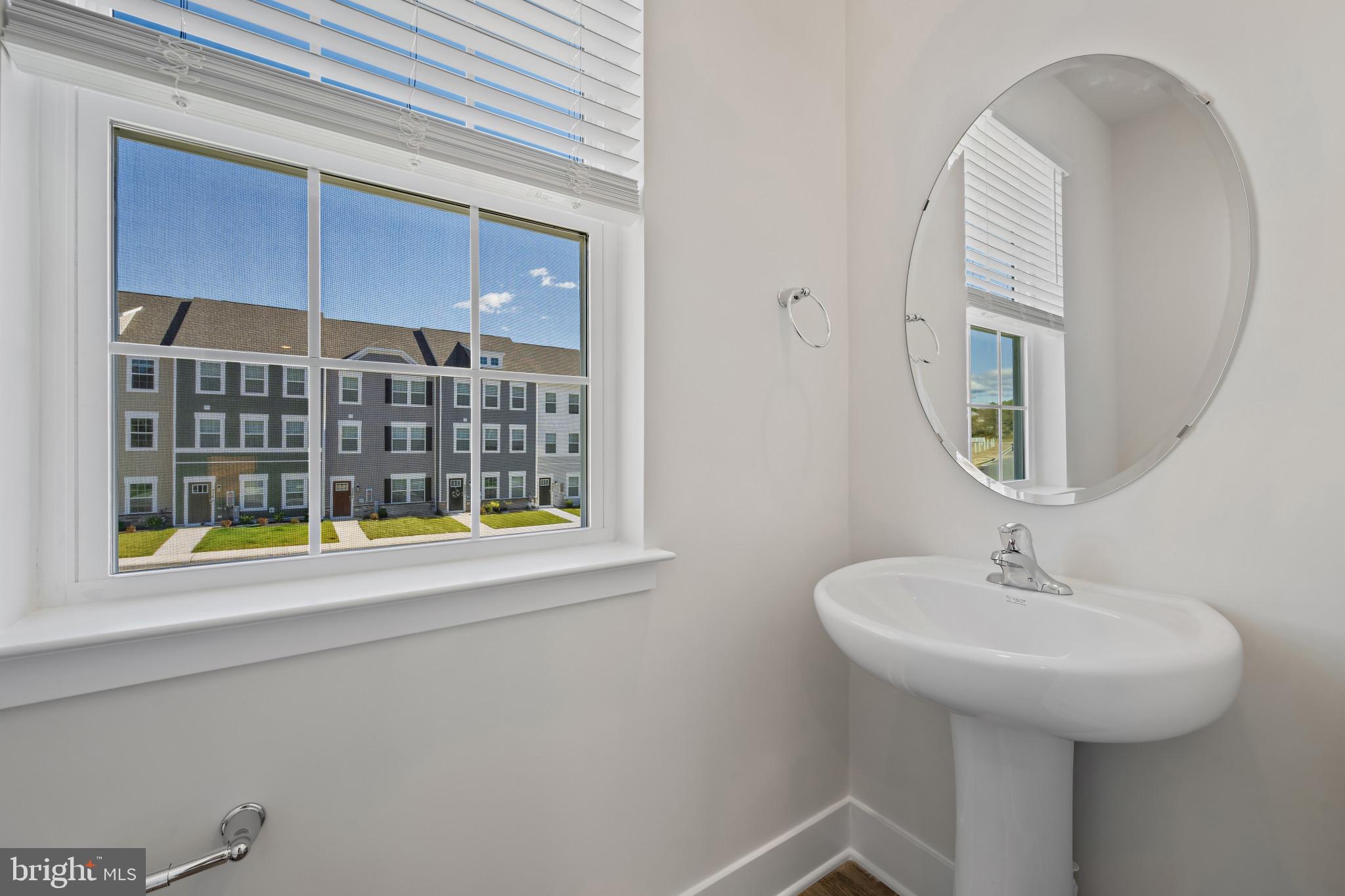 SPRING HILLS - Residential