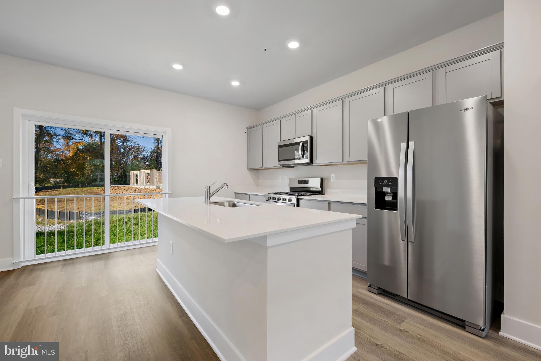 SPRING HILLS - Residential