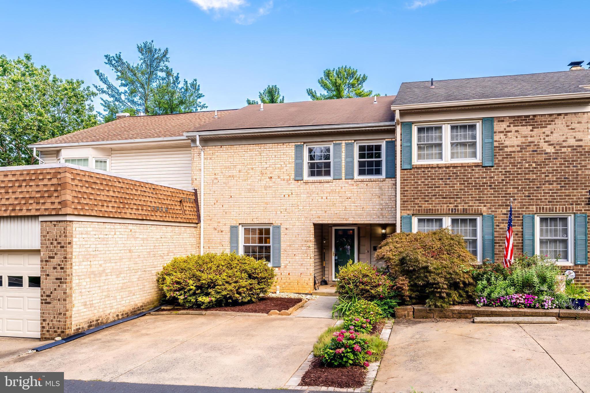 1123 MOOREFIELD HILL COURT SW