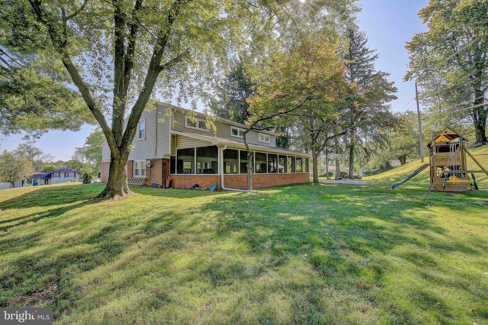 OLD COURT ESTATES - Residential