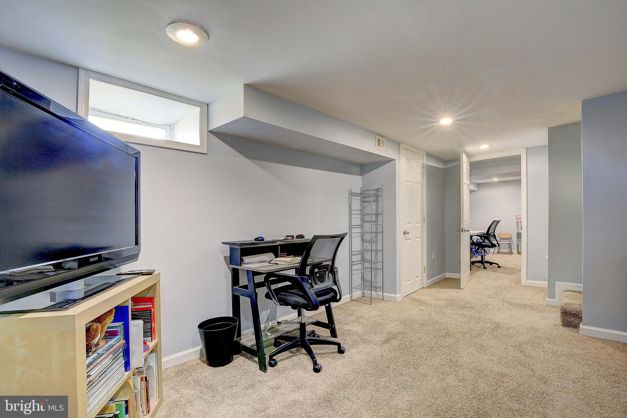 OLD COURT ESTATES - Residential