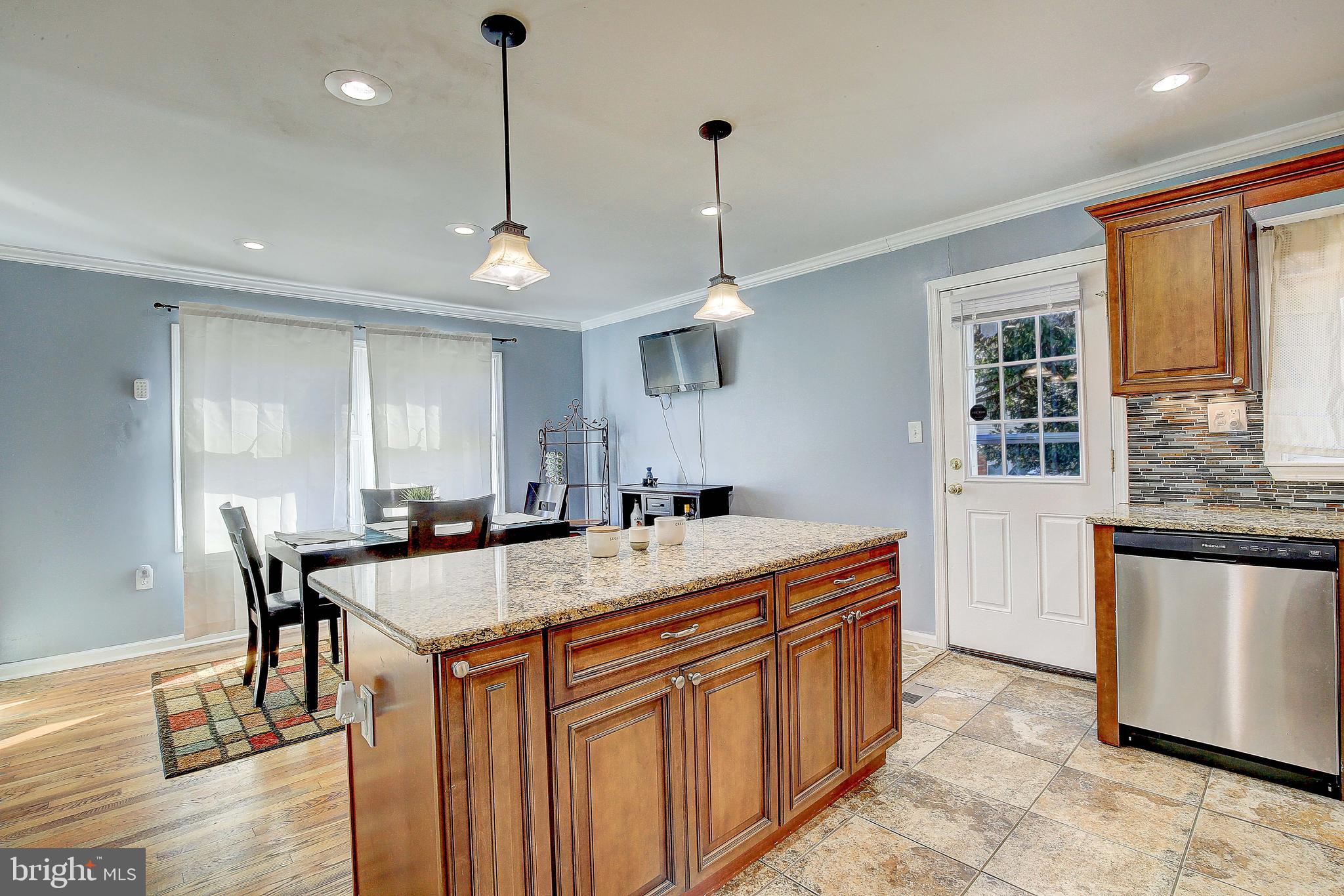 OLD COURT ESTATES - Residential