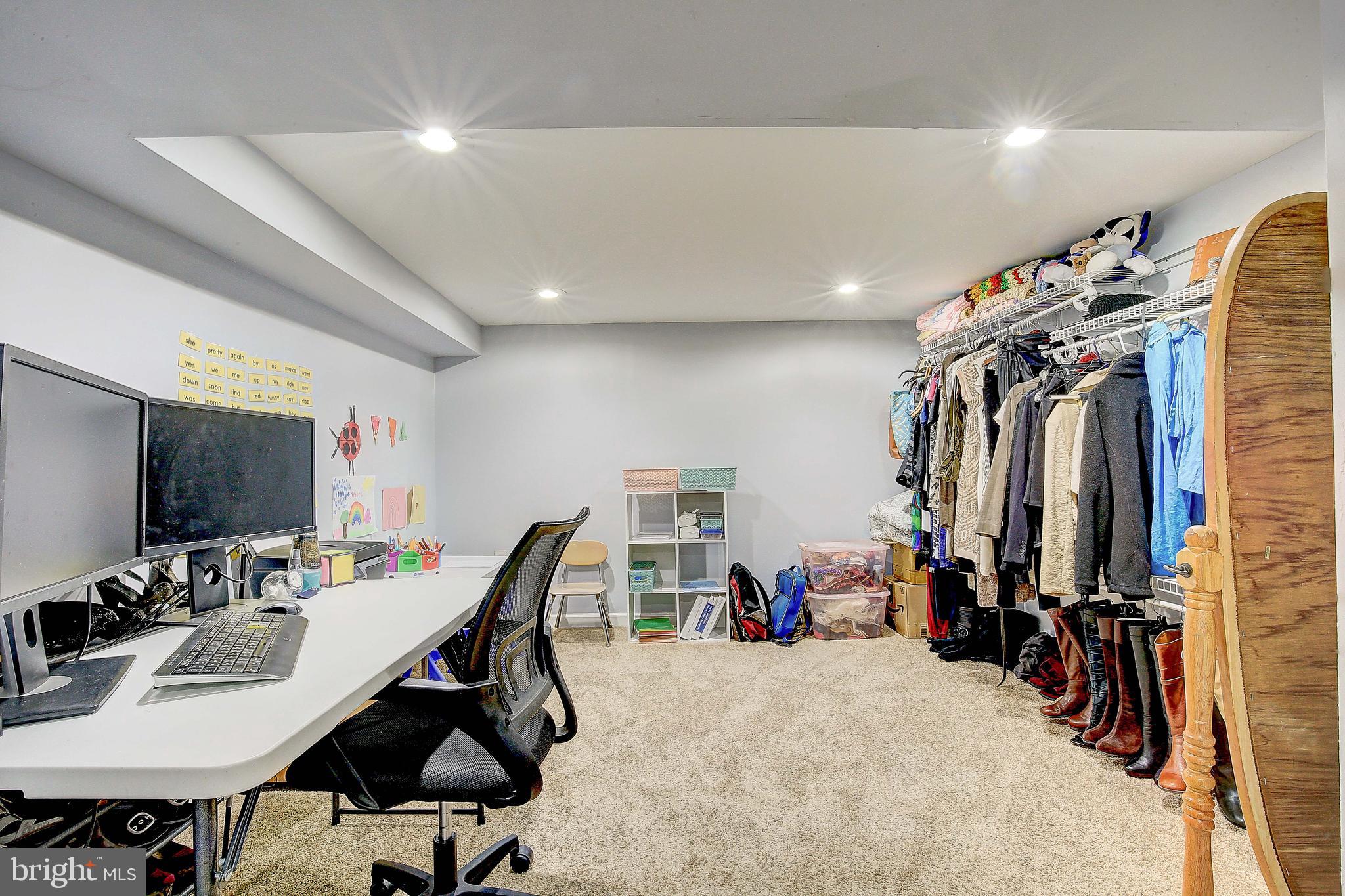 OLD COURT ESTATES - Residential