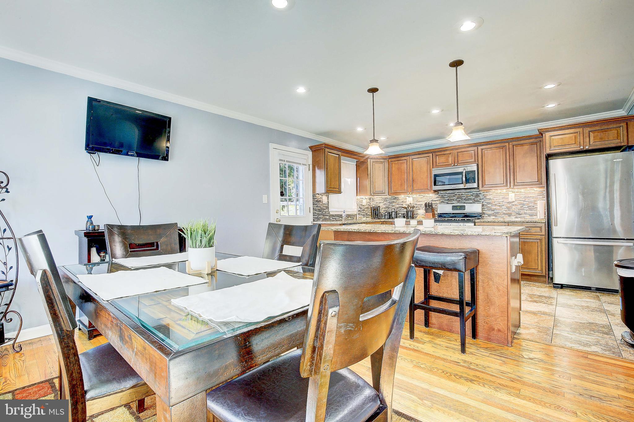 OLD COURT ESTATES - Residential