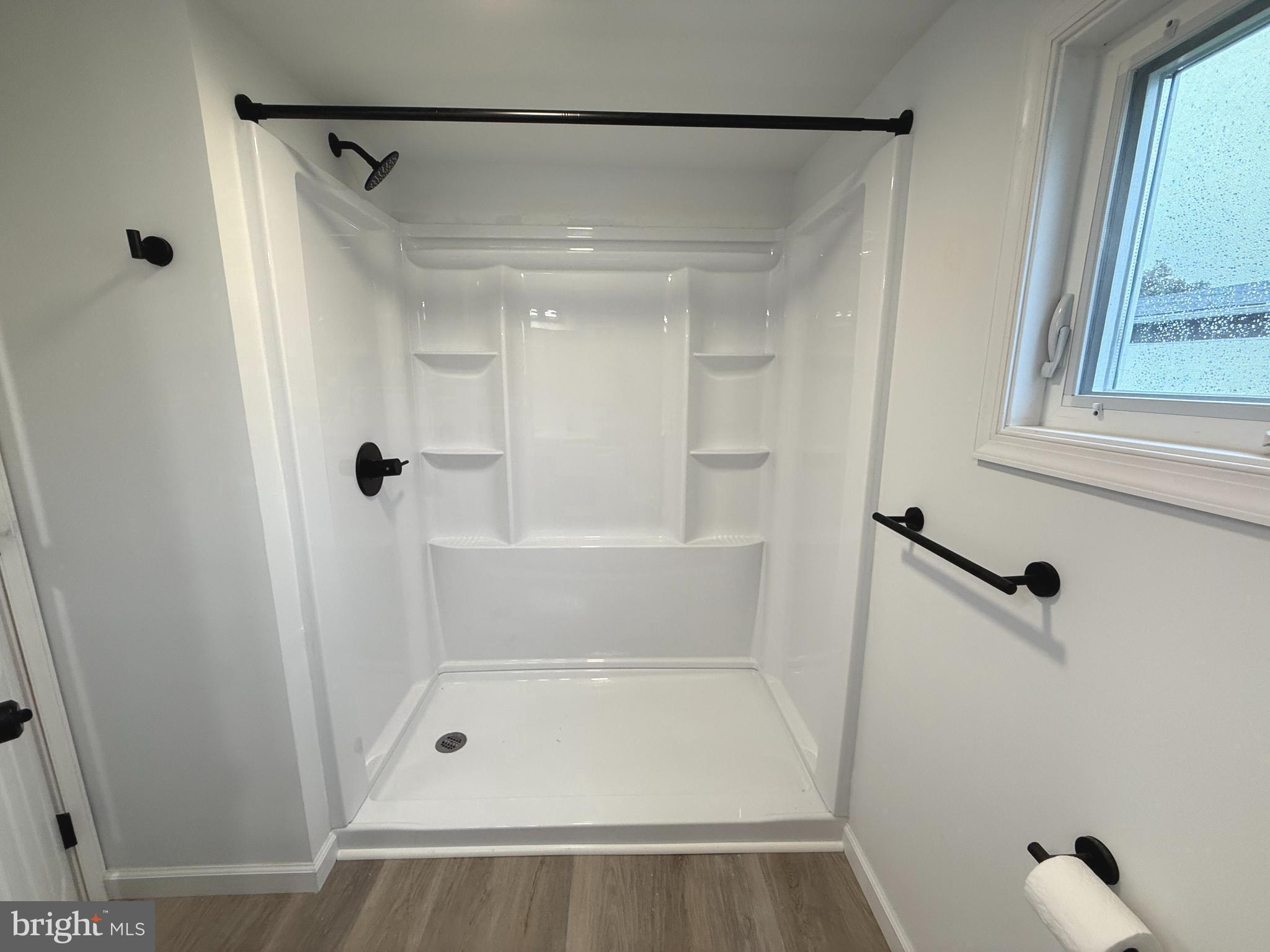 COLONIAL EAST MHP - Residential