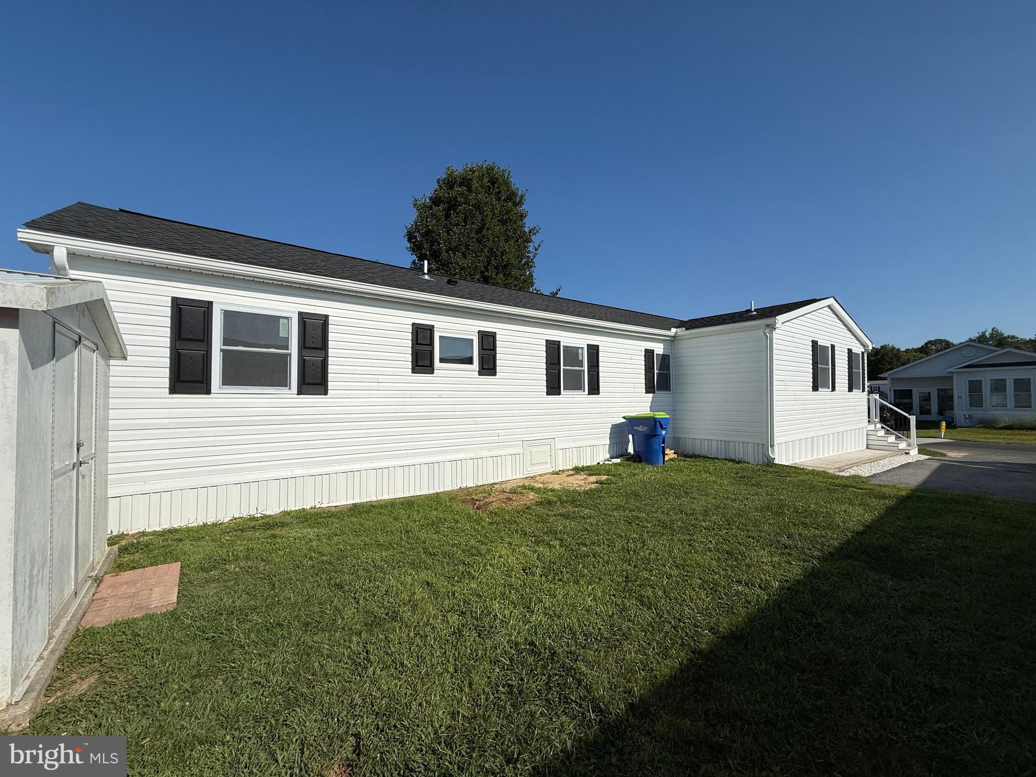 COLONIAL EAST MHP - Residential