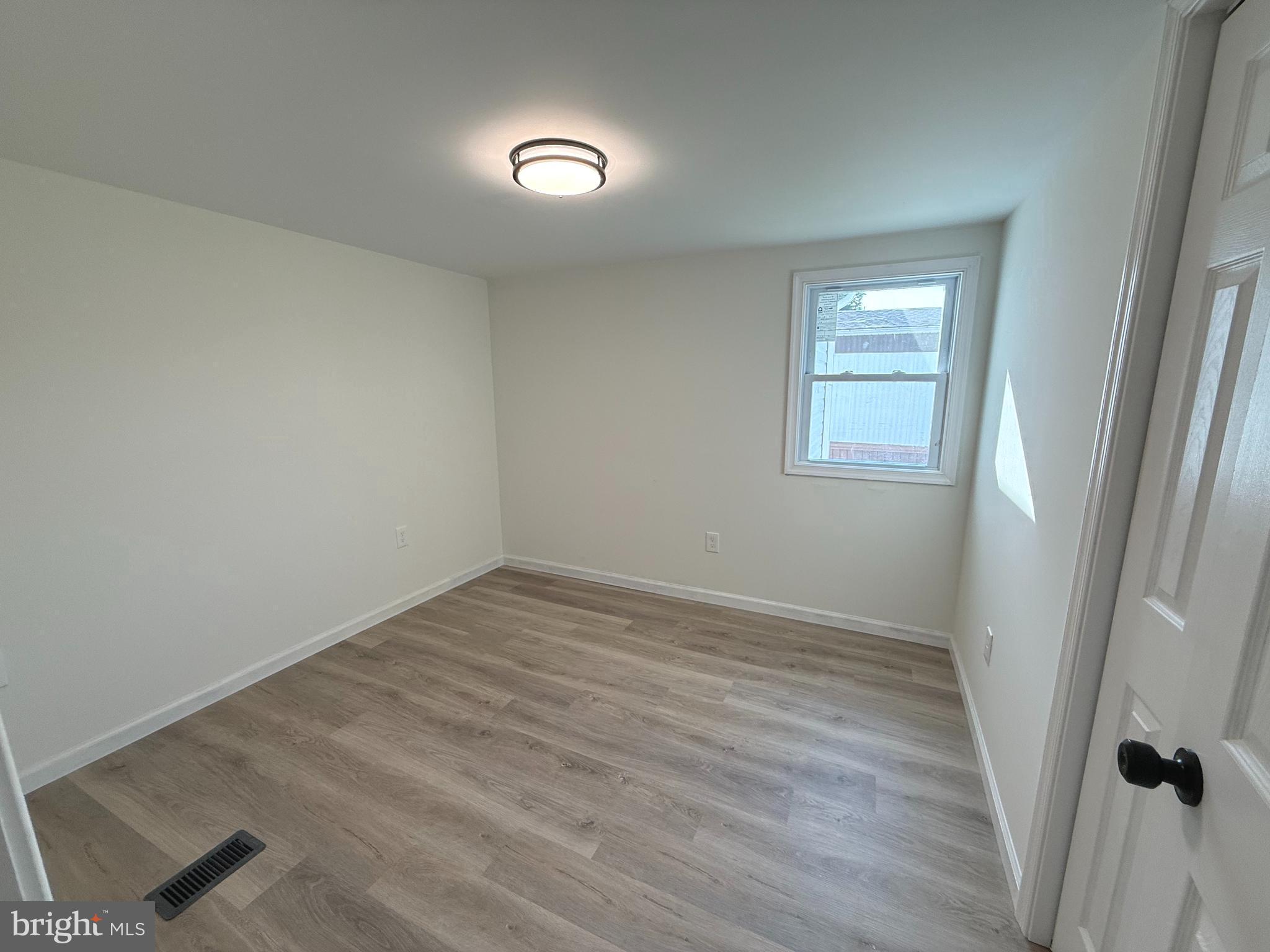 COLONIAL EAST MHP - Residential