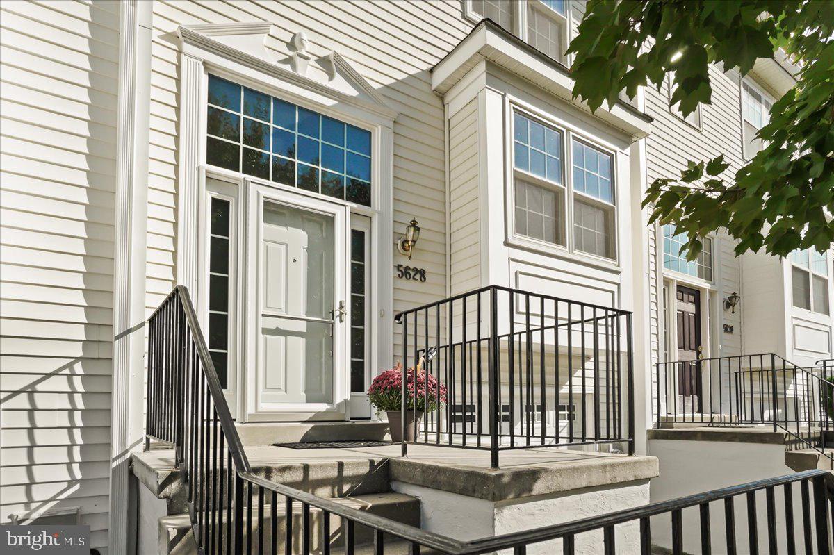 STONEBRIDGE - Residential