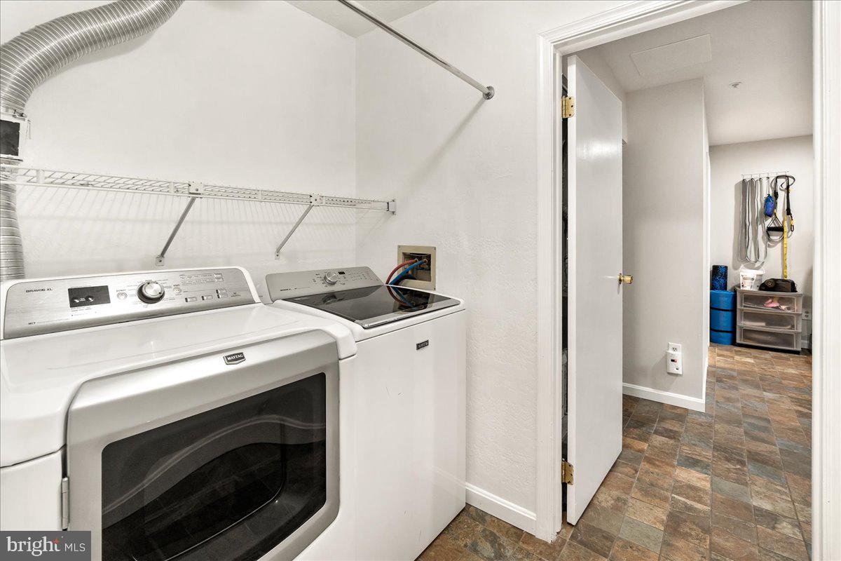 STONEBRIDGE - Residential