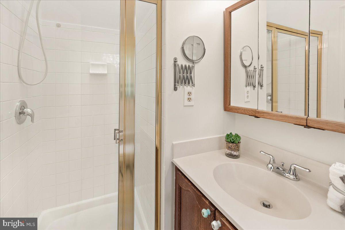 STONEBRIDGE - Residential