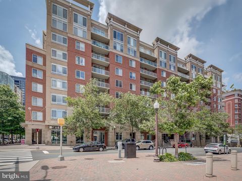 820 N POLLARD STREET 906 ARLINGTON VA 22203
