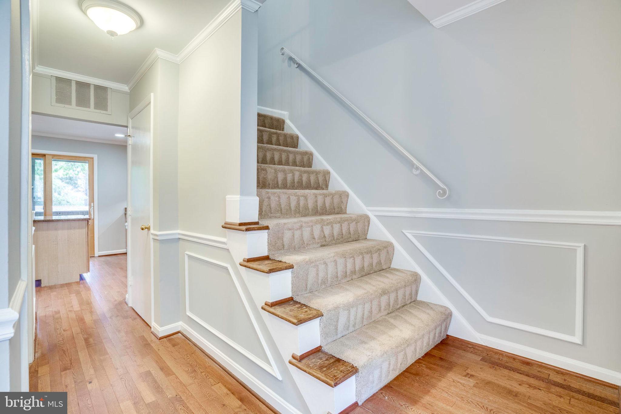 RIVERSIDE PARK HESSICK - Residential