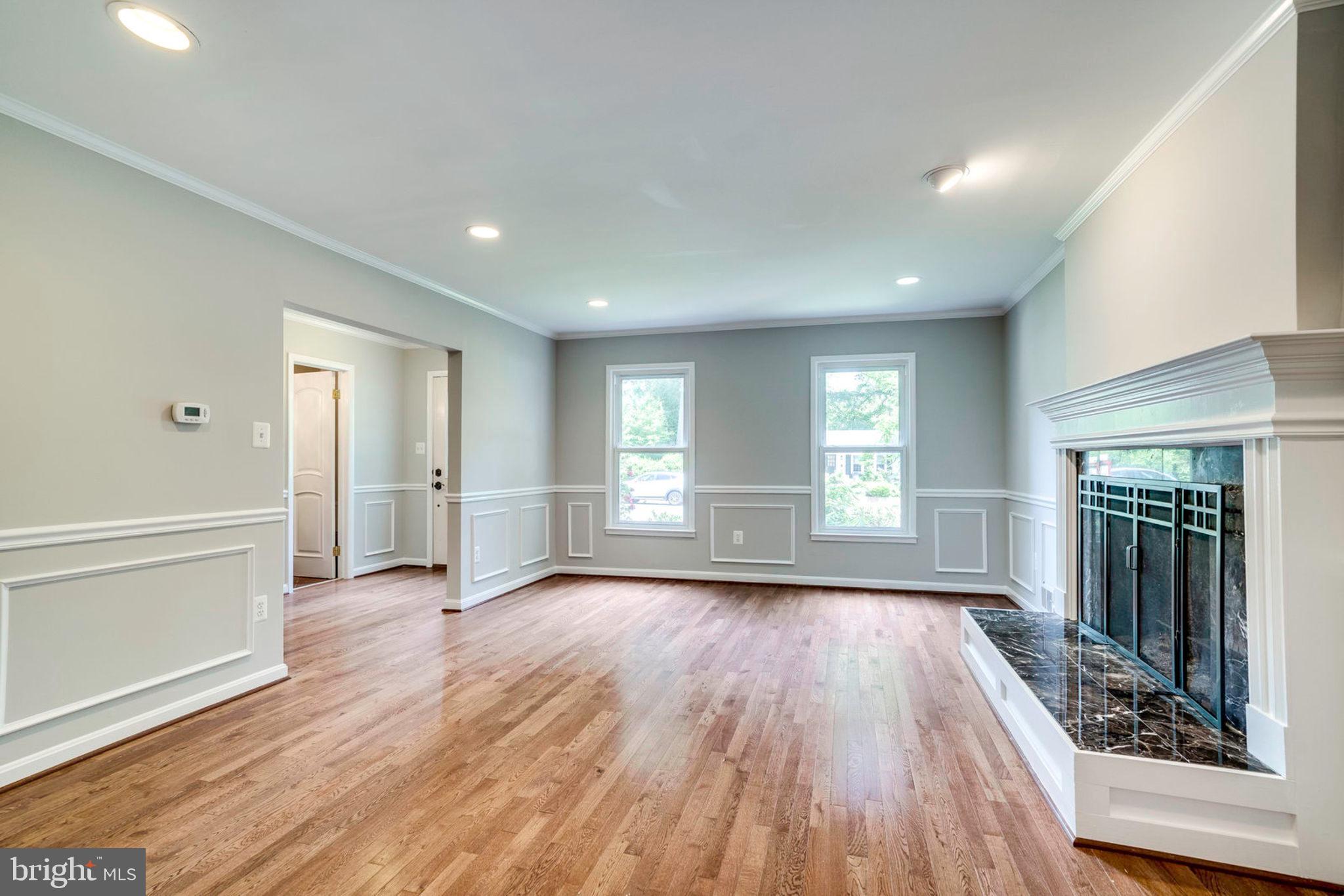 RIVERSIDE PARK HESSICK - Residential