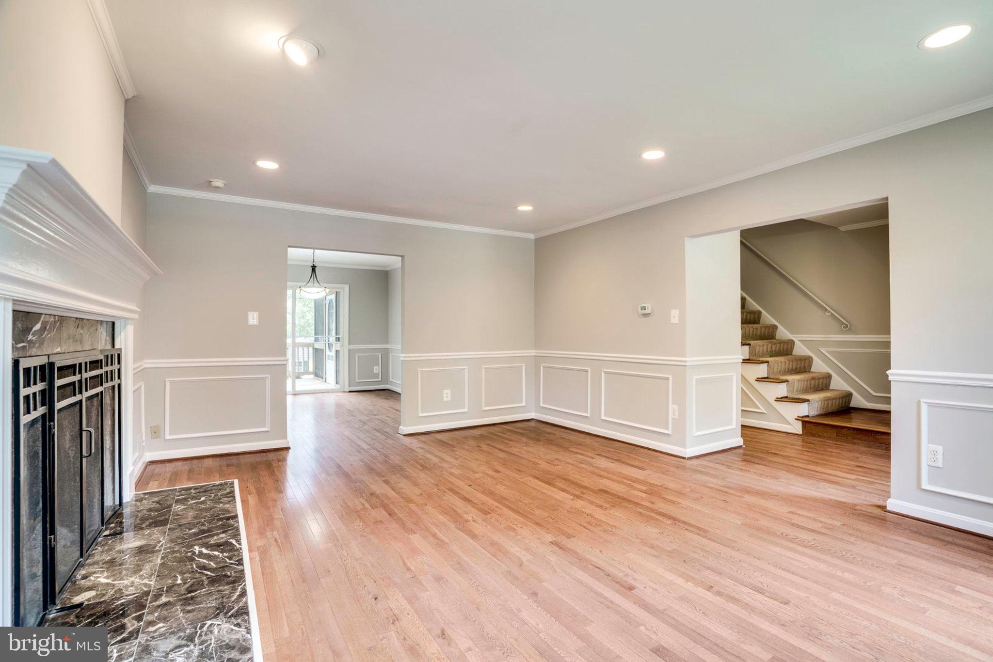 RIVERSIDE PARK HESSICK - Residential