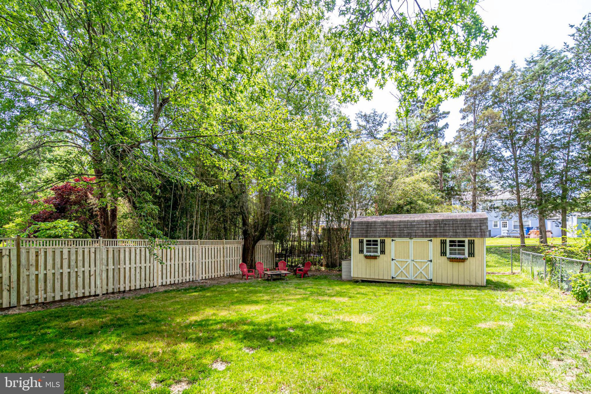 RIVERSIDE PARK HESSICK - Residential